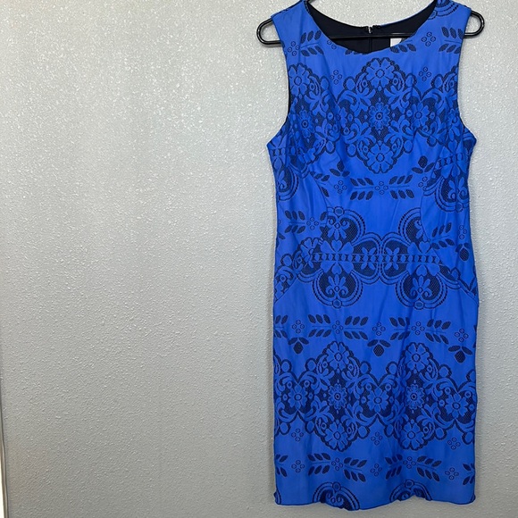 Dresses & Skirts - Royal Blue Lace Midi Sleeveless Dress Size XL